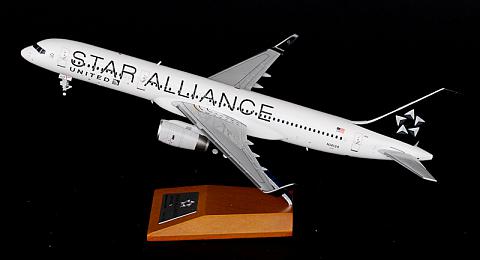    Boeing 757-200 "Star Alliance"