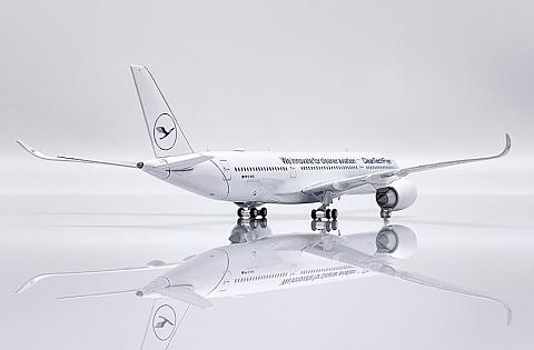    Airbus A350-900XWB "CleanTechFlyer"