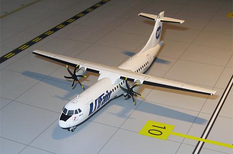    ATR 72  ""