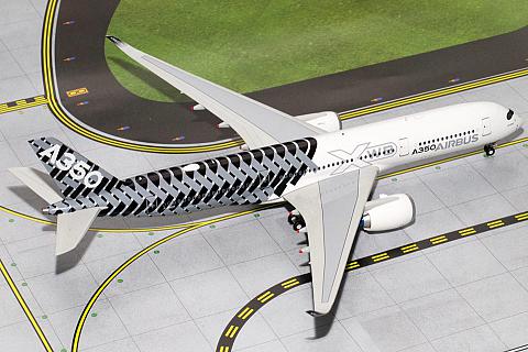    Airbus A350-941 XWB "Carbon Fiber"   1:200