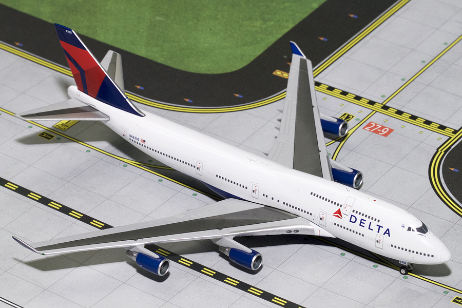    -747-400  Delta