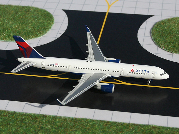    Boeing 757-200  Delta Air Lines