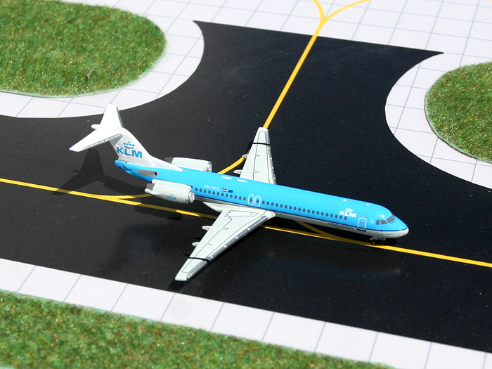    Fokker 100  KLM Cityhopper