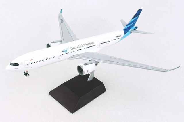 20   GeminiJets:  A330neo 1/200 + A321neo  1/400