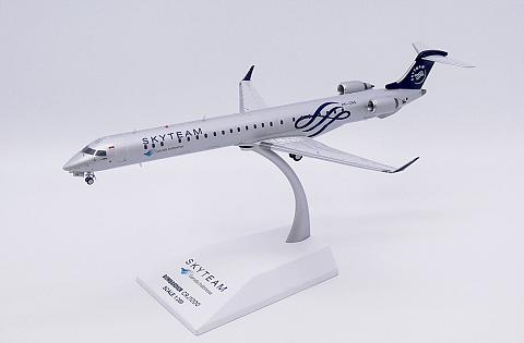    Bombardier CRJ1000 "Skyteam"