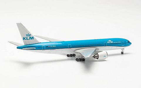    Boeing 777-200