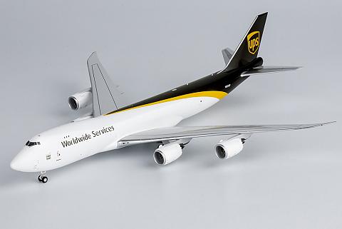 Модель самолета Boeing 747-8F Модель самолета Boeing 747-8F