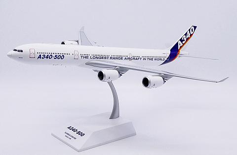 Модель самолета Airbus A340-500 Модель самолета Airbus A340-500