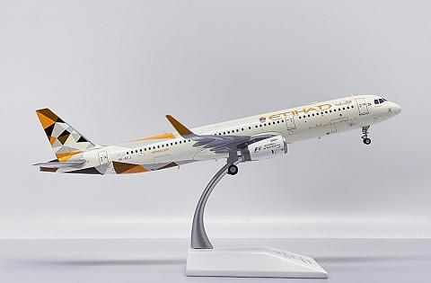 Модель самолета Airbus A321 Модель самолета Airbus A321