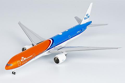    Boeing 777-300ER "Orange Pride"
