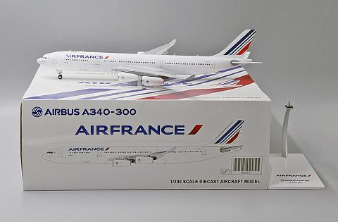 Модель самолета  Airbus A340-300