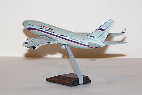 Модель самолета  Ильюшин Ил-96-300