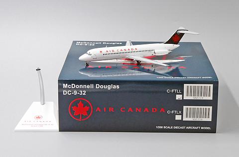    Douglas DC-9-32