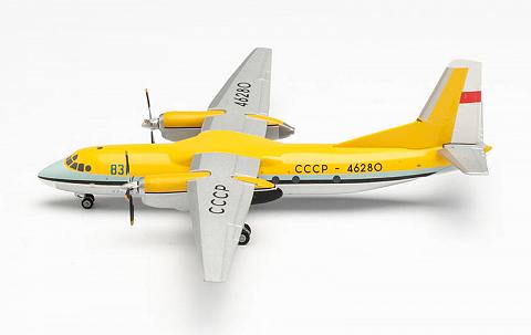 Модель самолета  Антонов Ан-24Б