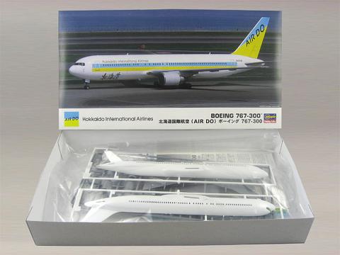 ������ �������� �����-767-300 Hasegawa � �������� 1:200