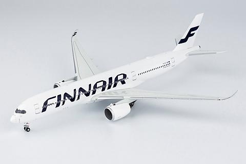 Модель самолета Airbus A350-900 Модель самолета Airbus A350-900