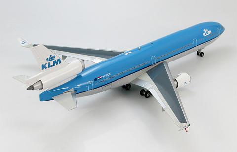    MD-11   1:200