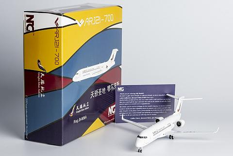Модель самолета Comac ARJ21-700 Модель самолета Comac ARJ21-700