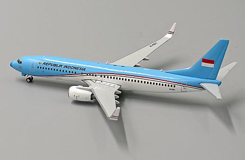    Boeing 737-800 BBJ2