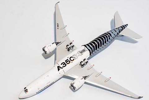 Модель самолета  Airbus A350-900 "Airspace Explorer"
