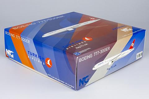Модель самолета Boeing 777-300ER Модель самолета Boeing 777-300ER