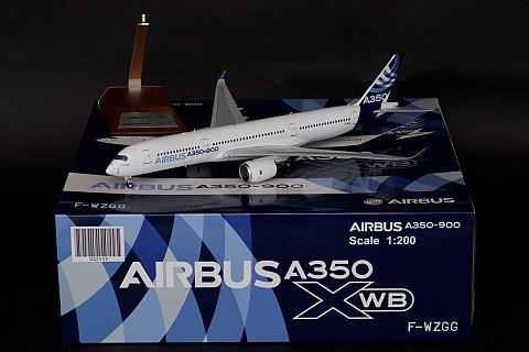    Airbus A350-900