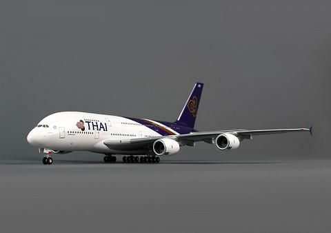    Airbus A380 Thai Airways   1:200