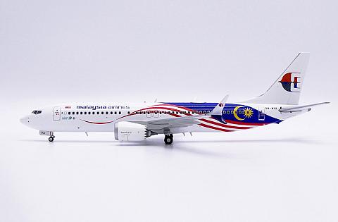    Boeing 737 MAX 8