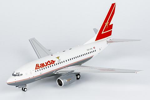 Модель самолета Boeing 737-600 Модель самолета Boeing 737-600