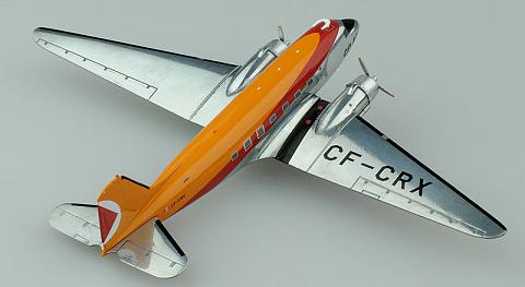    Douglas DC-3   1:200