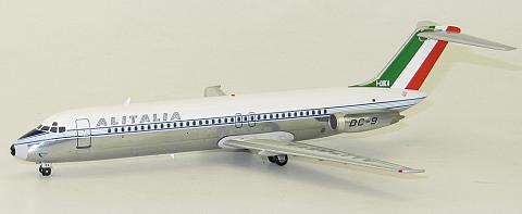    Douglas DC-9-30