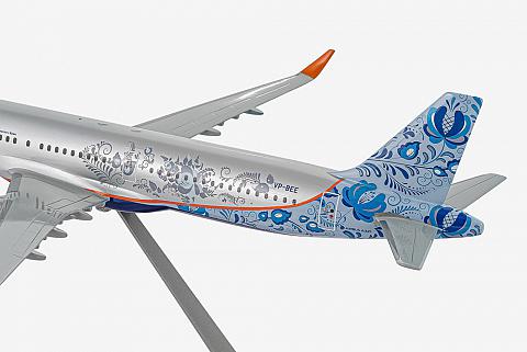 Модель самолета Airbus A321 "Гжель" Модель самолета Airbus A321 "Гжель"