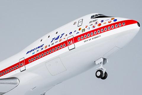 Модель самолета  Boeing 747-100 Модель самолета  Boeing 747-100