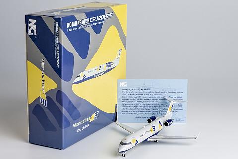 Модель самолета Bombardier CRJ-200PF Модель самолета Bombardier CRJ-200PF