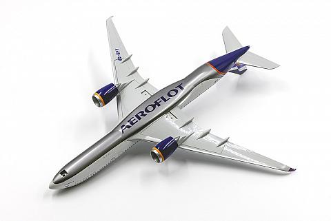    Airbus A350-900