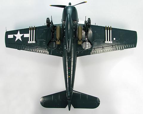    Grumman F6F-5 Hellcat   