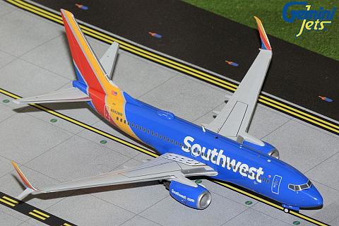 Boeing 737-700