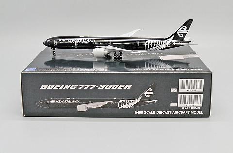    Boeing 777-300ER "All Blacks"