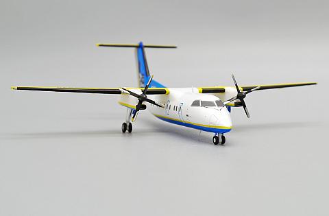 Модель самолета Bombardier Dash 8-Q100 Модель самолета Bombardier Dash 8-Q100