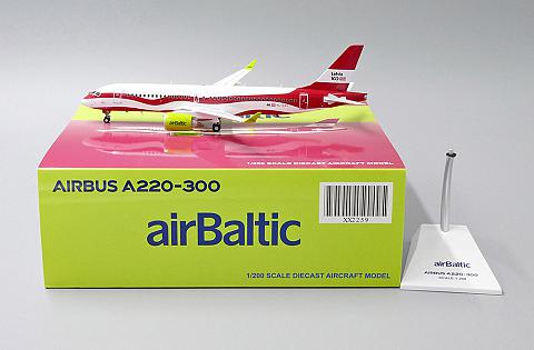 Модель самолета  Airbus A220-300 "100 лет Латвии"