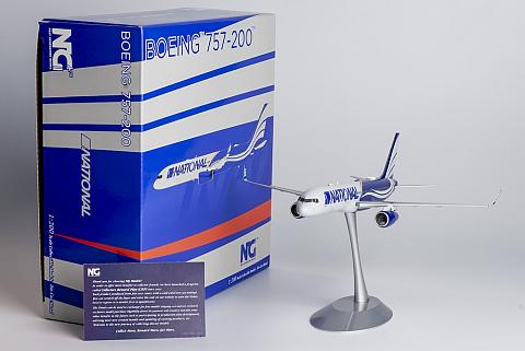 Модель самолета Boeing 757-200 Модель самолета Boeing 757-200