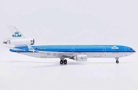 McDonnell Douglas MD-11