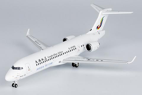 Модель самолета Comac ARJ21-700 Модель самолета Comac ARJ21-700