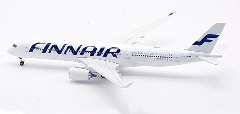 Модель самолета Airbus A350-900 Модель самолета Airbus A350-900