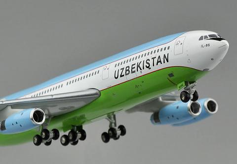    -86 Uzbekistan Airways   1:400