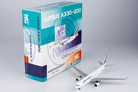 Модель самолета Airbus A330-200 Модель самолета Airbus A330-200