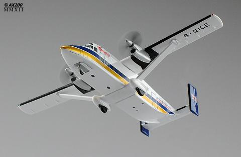 Модель самолета  Shorts 330