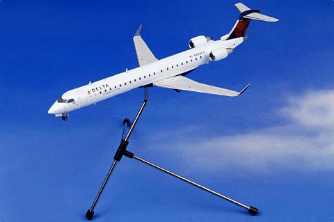 ������� ������ �������� CRJ-900 Delta Connection ����� Gemini Jets