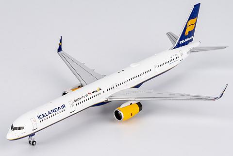 Модель самолета Boeing 757-300 Модель самолета Boeing 757-300