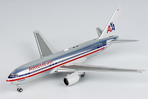 Модель самолета Boeing 767-200 Модель самолета Boeing 767-200